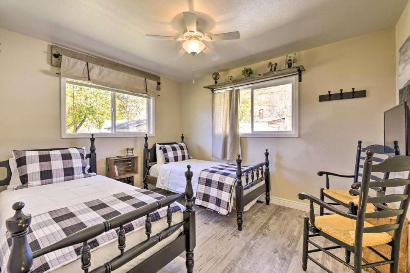 Stunning Highly Sought House W/ River Access Nearby * Dolores