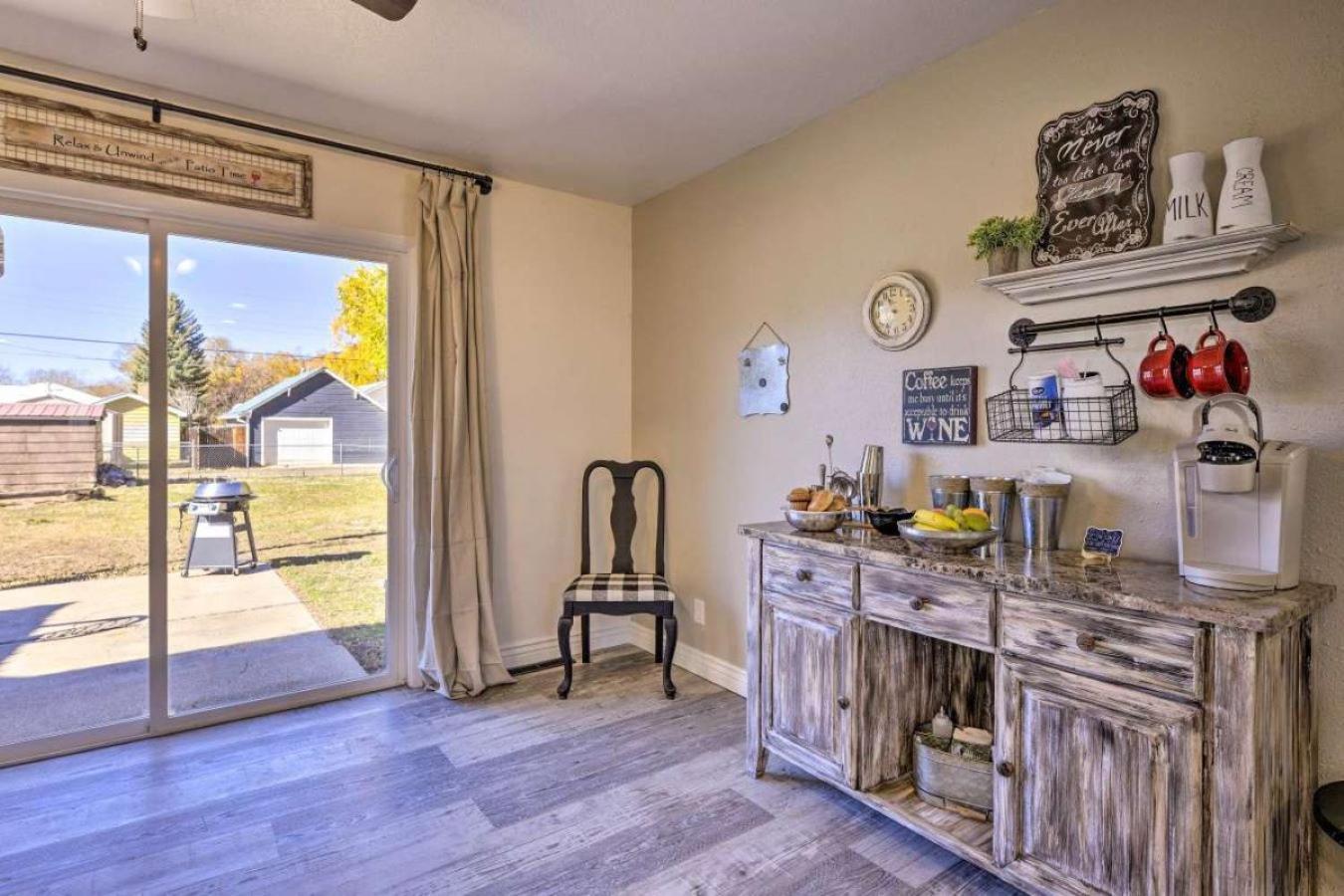 Hébergement de vacances Stunning Highly Sought House W/ River Access Nearby *