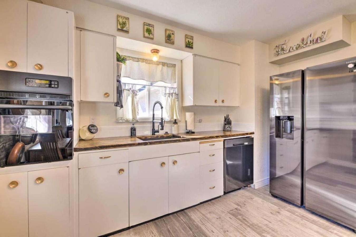 Stunning Highly Sought House W/ River Access Nearby Dolores