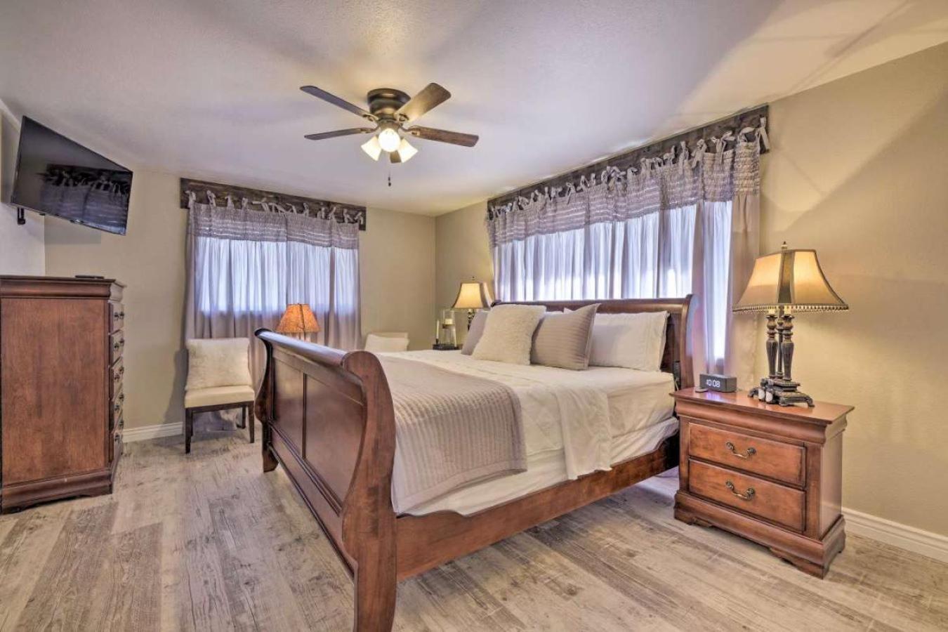 Stunning Highly Sought House W/ River Access Nearby * Dolores