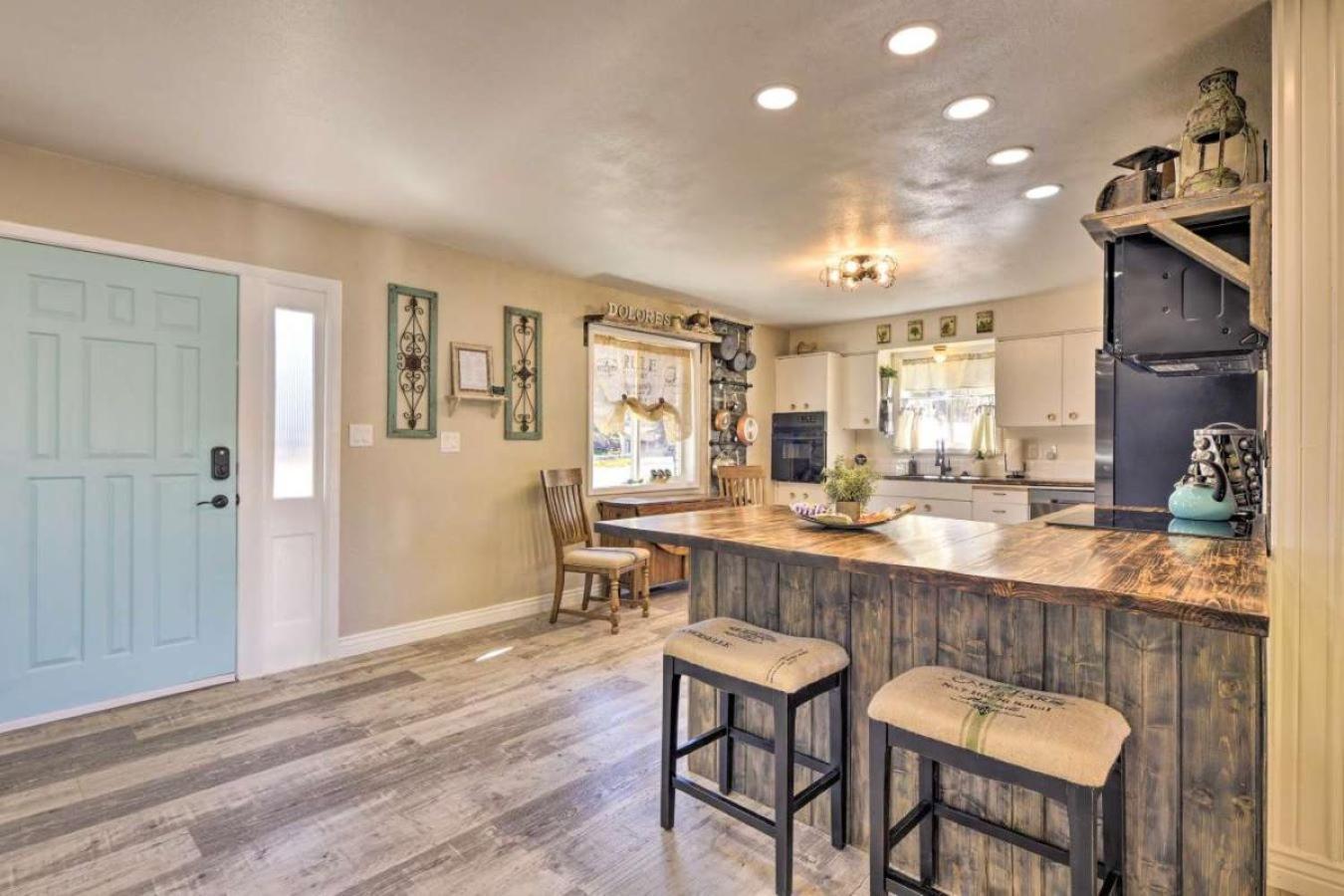 Hébergement de vacances Stunning Highly Sought House W/ River Access Nearby *
